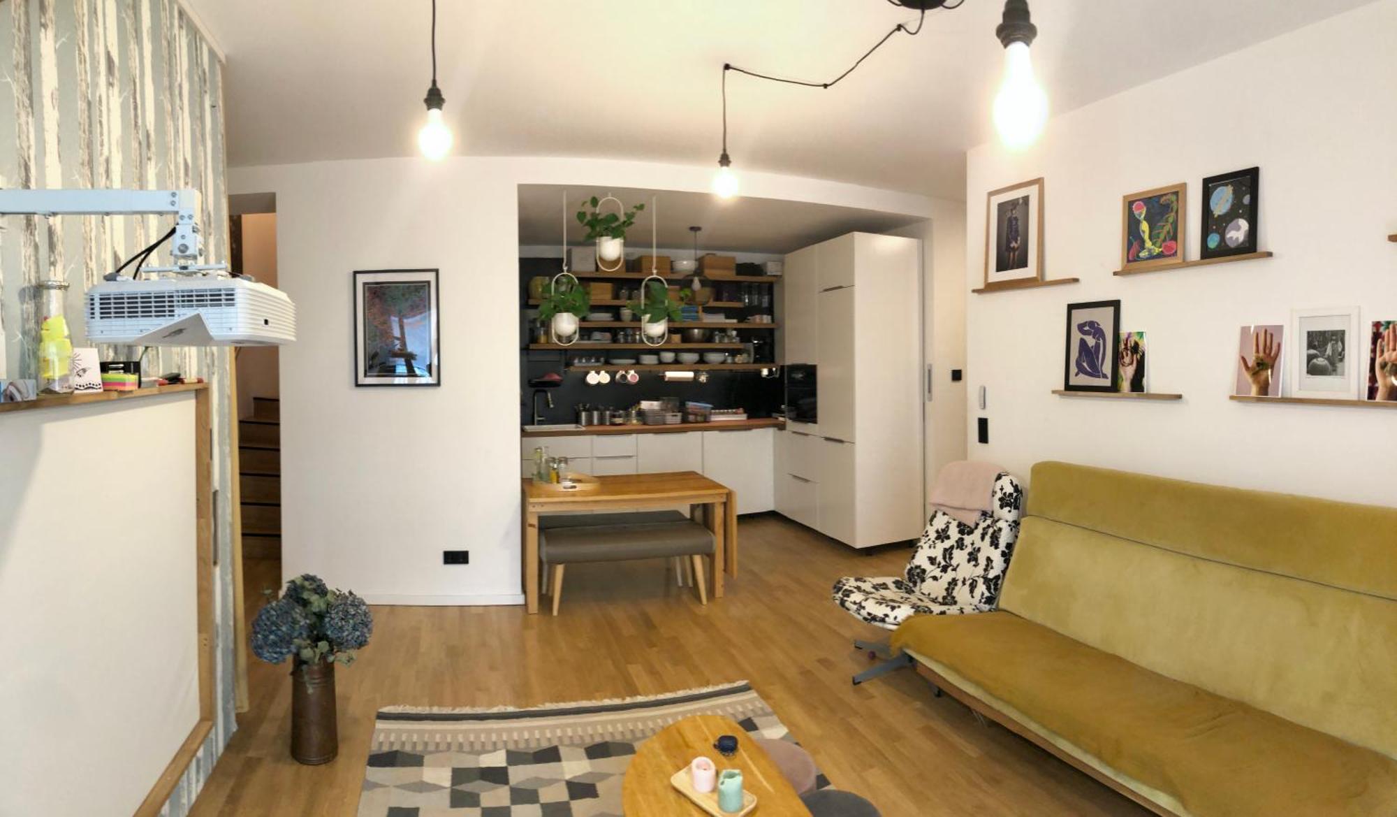 Central, 2021 Built Maisonette *