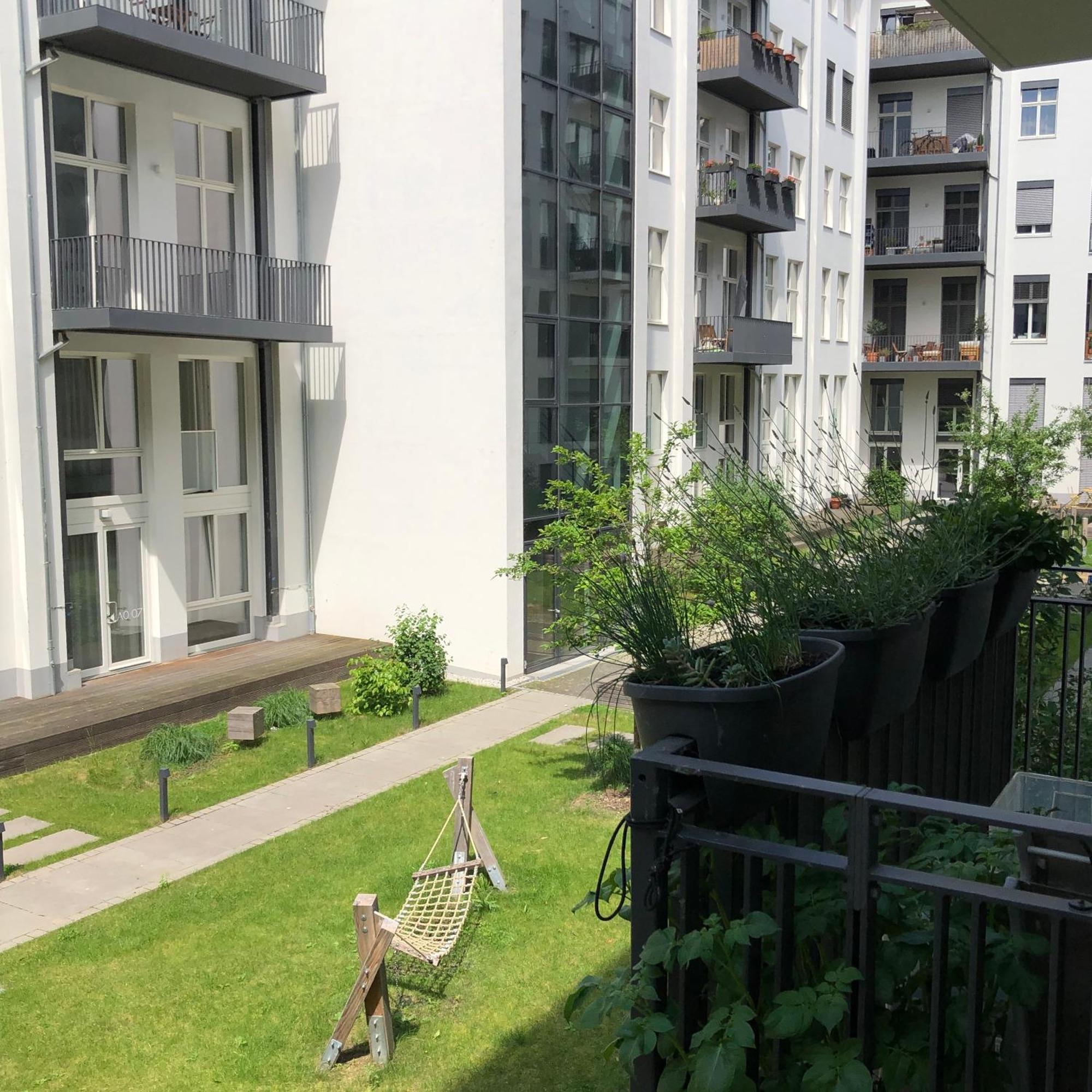 Central, 2021 Built Maisonette *